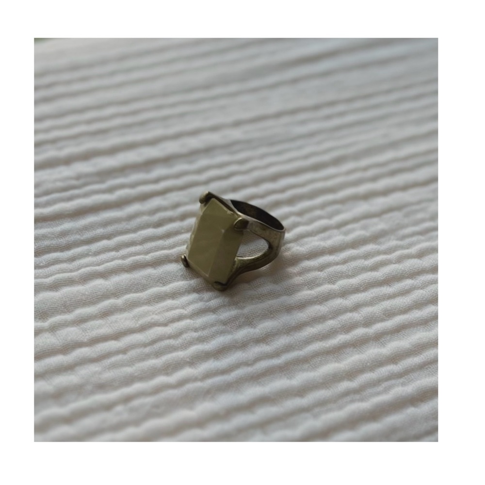 Brassy patina vintage ring